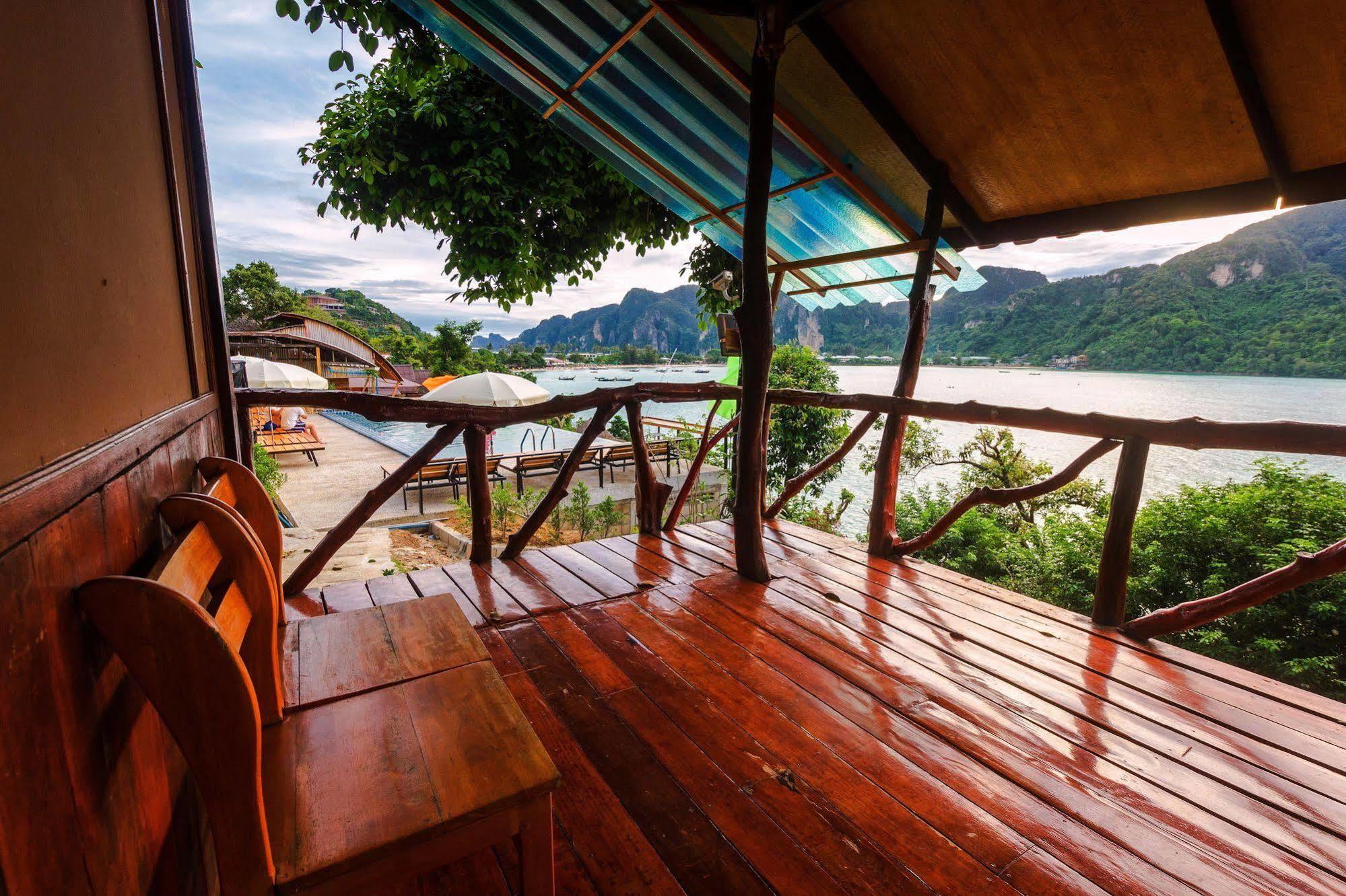 Phuphaya Seaview Resort - Adult Only Phi Phi Don Exteriér fotografie